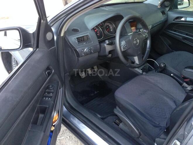 Opel Astra 2004, 200,100 km - 1.6 l - Bakı