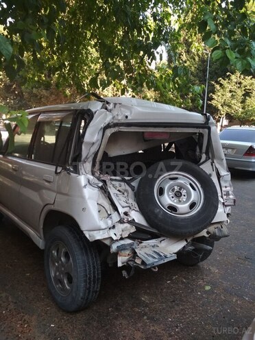 Mitsubishi Pajero io 2000, 198,523 km - 2.0 l - Bakı