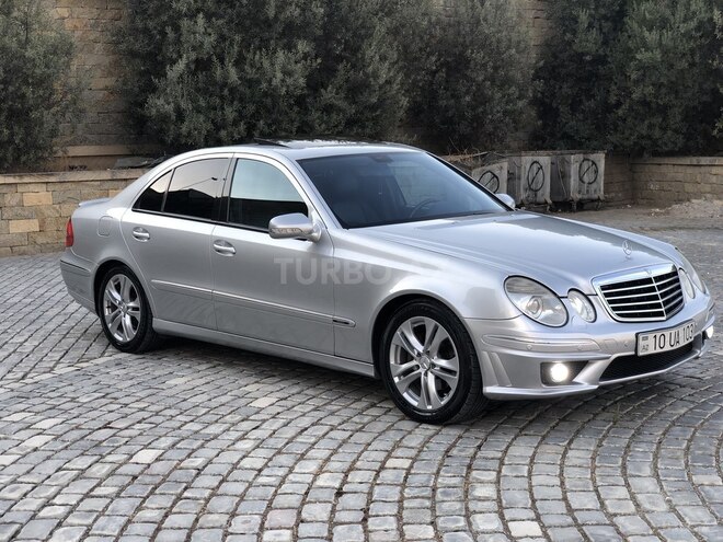 Mercedes E 240 2002, 29,500 km - 2.6 l - Bakı
