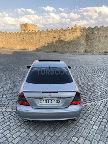 Mercedes E 240 2002, 29,500 km - 2.6 l - Bakı