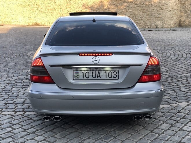 Mercedes E 240 2002, 29,500 km - 2.6 l - Bakı