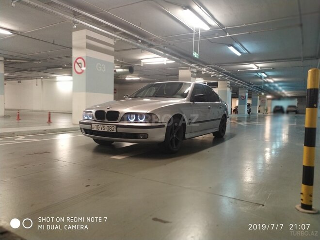 BMW 523 1997, 298,000 km - 2.5 л - Sumqayıt