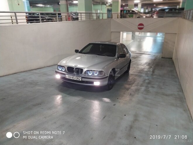 BMW 523 1997, 298,000 km - 2.5 л - Sumqayıt