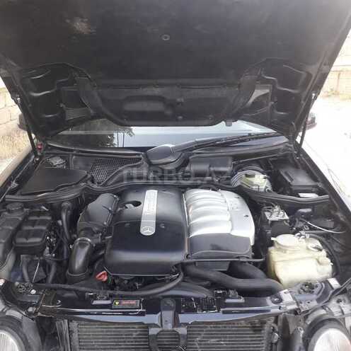 Mercedes E 270 2000, 254,699 km - 2.7 l - Bakı