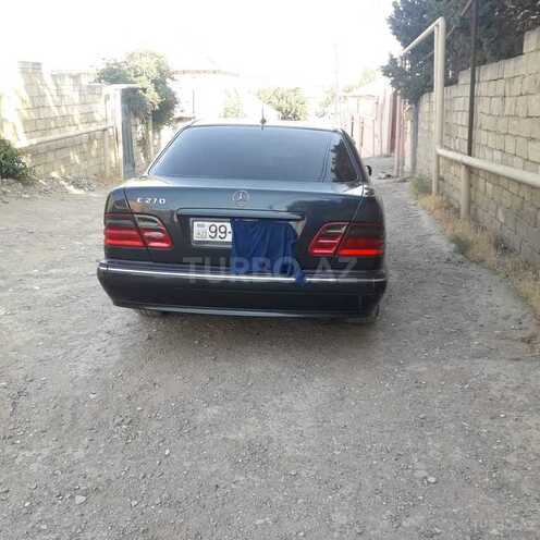 Mercedes E 270 2000, 254,699 km - 2.7 l - Bakı