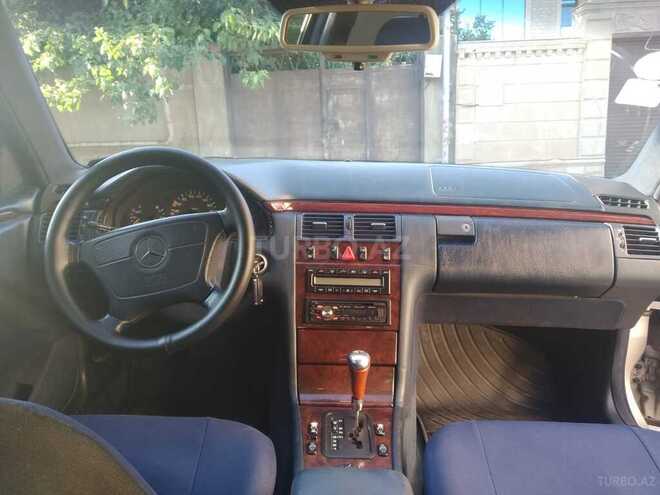 Mercedes E 290 1996, 471,250 km - 2.9 l - Bakı