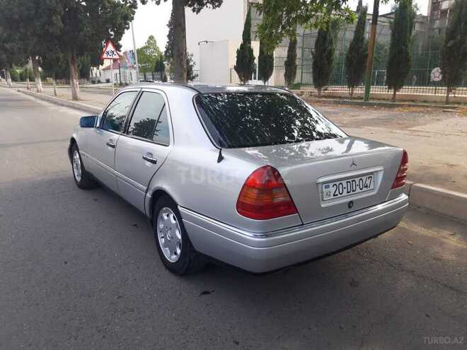 Mercedes C 220 1996, 175,000 km - 2.2 l - Gəncə