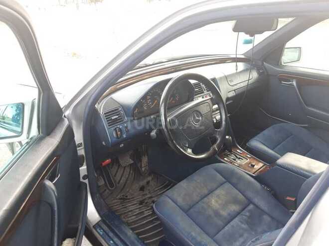 Mercedes C 220 1996, 175,000 km - 2.2 l - Gəncə