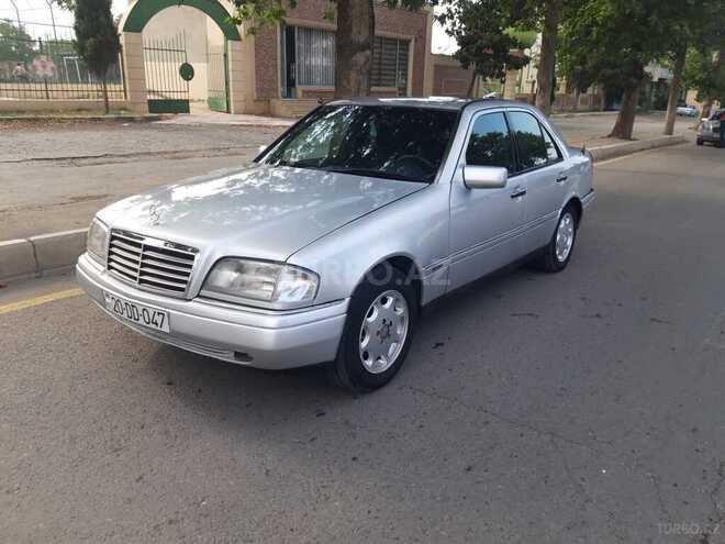 Mercedes C 220 1996, 175,000 km - 2.2 l - Gəncə