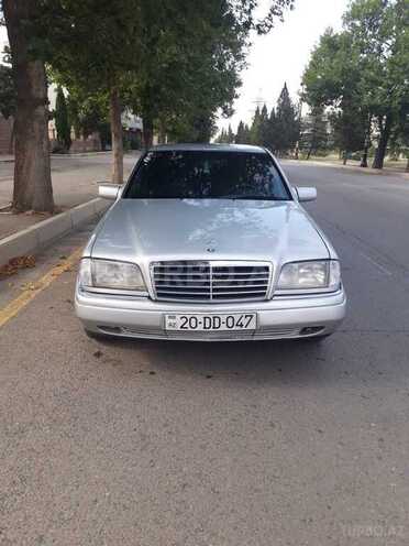 Mercedes C 220 1996, 175,000 km - 2.2 l - Gəncə
