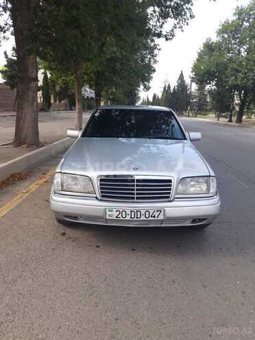 Mercedes C 220 1996, 175,000 km - 2.2 l - Gəncə