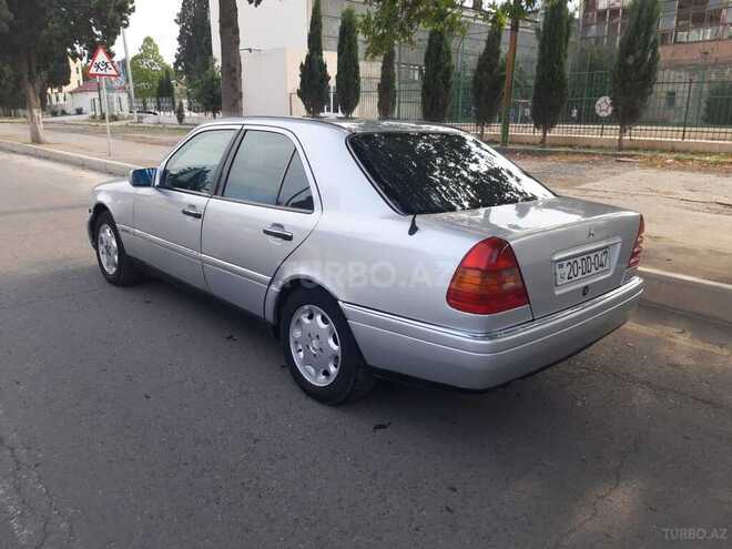 Mercedes C 220 1996, 175,000 km - 2.2 l - Gəncə