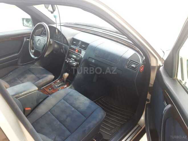 Mercedes C 220 1996, 175,000 km - 2.2 l - Gəncə