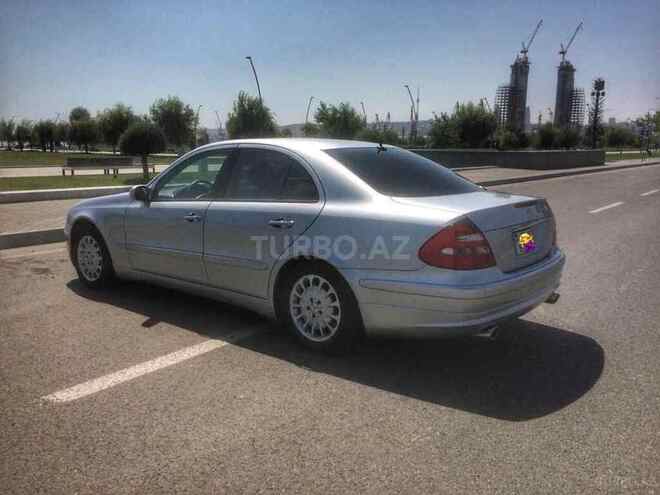 Mercedes E 240 2002, 215,000 km - 2.6 л - Bakı