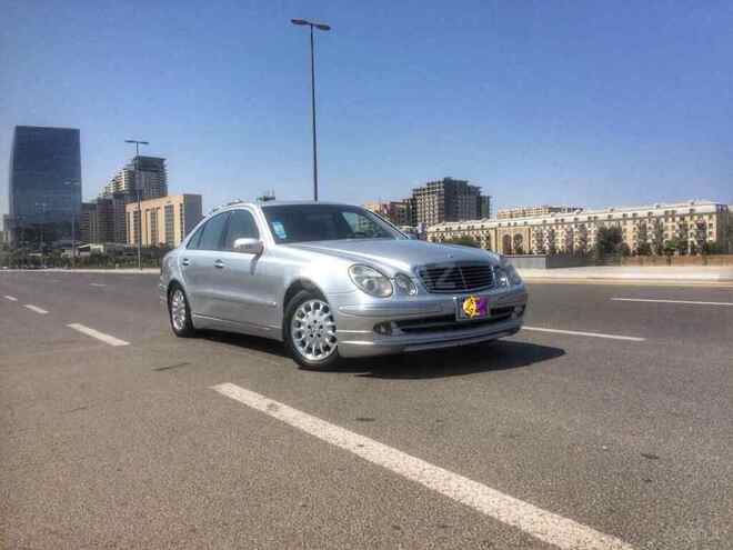 Mercedes E 240 2002, 215,000 km - 2.6 л - Bakı