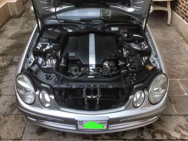 Mercedes E 240 2002, 215,000 km - 2.6 л - Bakı