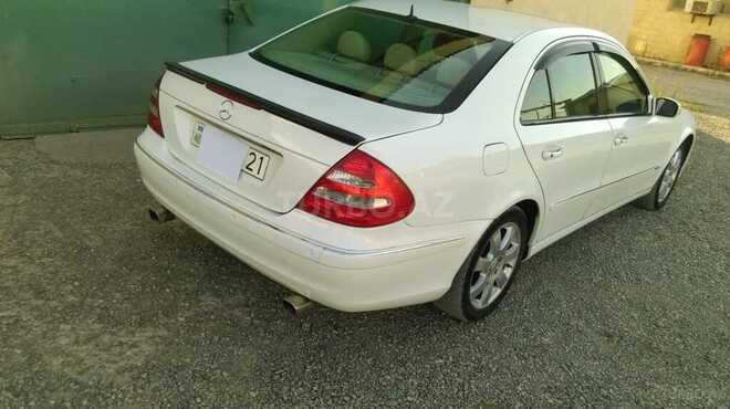 Mercedes E 240 2005, 239,000 km - 2.4 l - Sumqayıt
