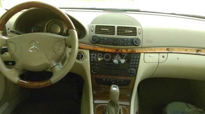 Mercedes E 240 2005, 239,000 km - 2.4 l - Sumqayıt