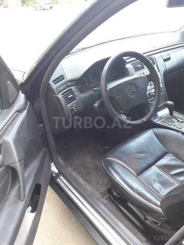 Mercedes E 280 1997, 297,000 km - 2.8 l - Sumqayıt