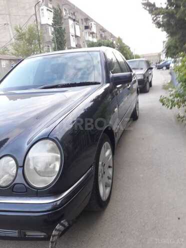 Mercedes E 280 1997, 297,000 km - 2.8 l - Sumqayıt