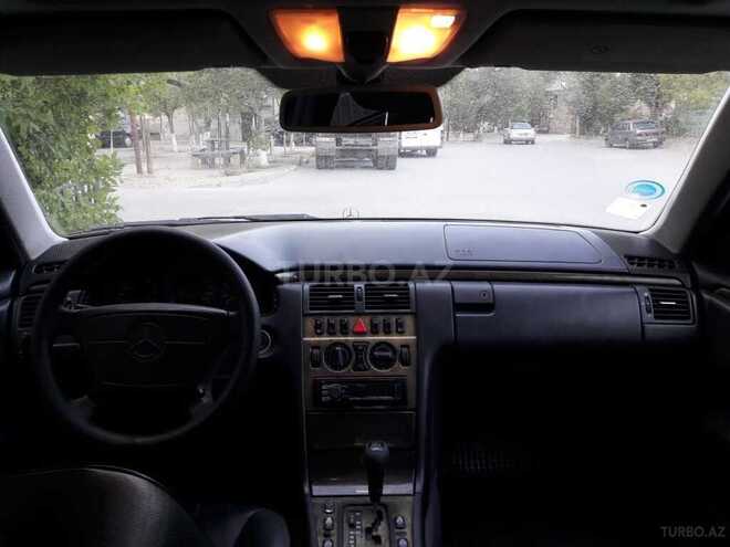 Mercedes E 280 1997, 297,000 km - 2.8 l - Sumqayıt