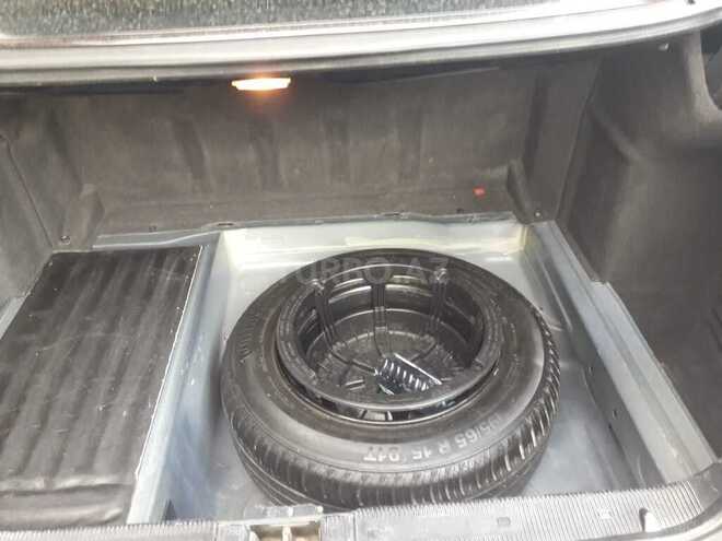 Mercedes E 280 1997, 297,000 km - 2.8 l - Sumqayıt
