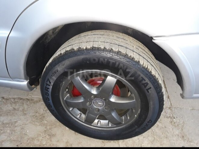 Mercedes ML 270 2003, 195,000 km - 2.7 л - Biləsuvar