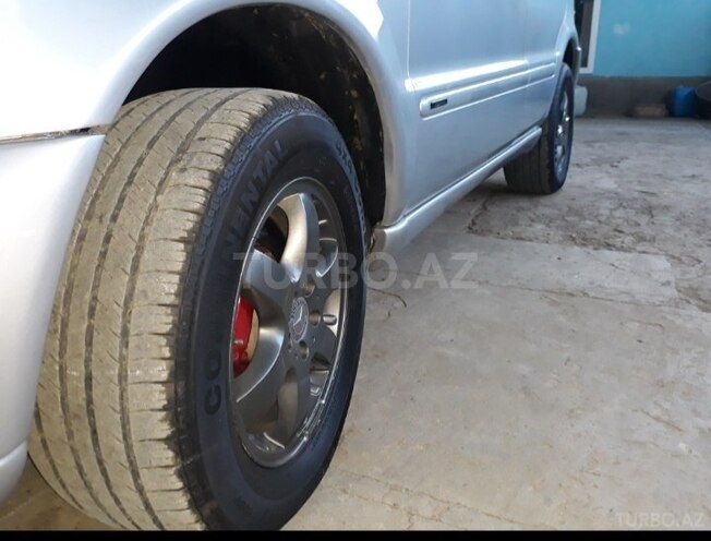 Mercedes ML 270 2003, 195,000 km - 2.7 л - Biləsuvar