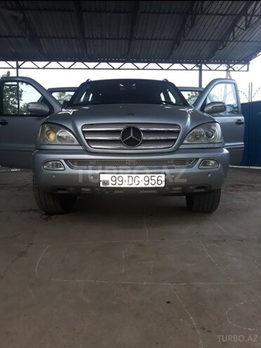 Mercedes ML 270 2003, 195,000 km - 2.7 л - Biləsuvar