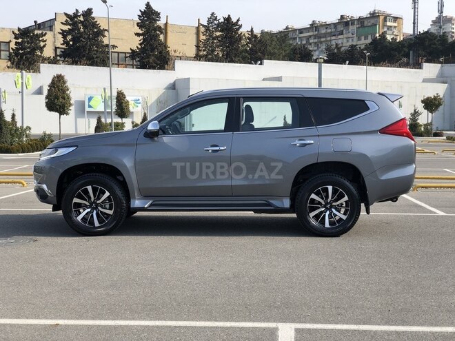 Mitsubishi Pajero Sport 2018, 26,600 km - 3.0 l - Bakı