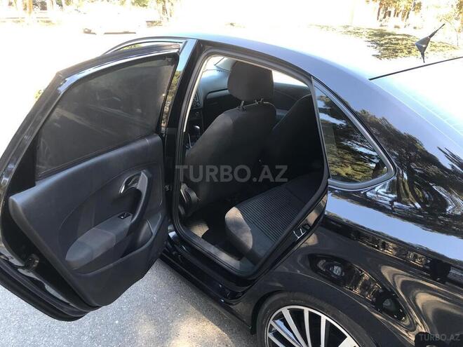 Volkswagen Polo 2013, 183,000 km - 1.6 l - Bakı