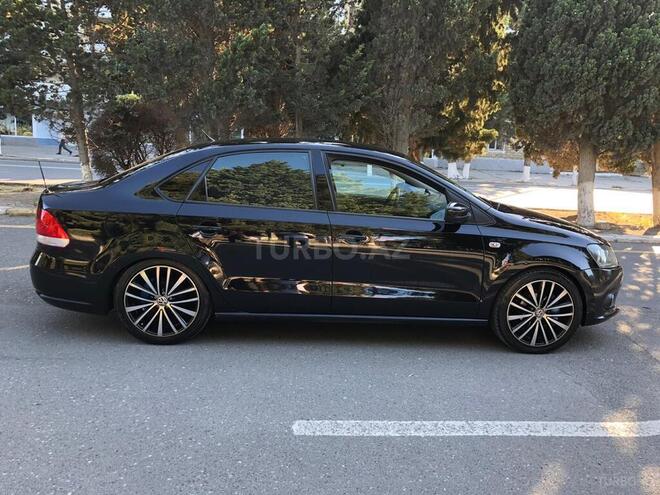 Volkswagen Polo 2013, 183,000 km - 1.6 l - Bakı