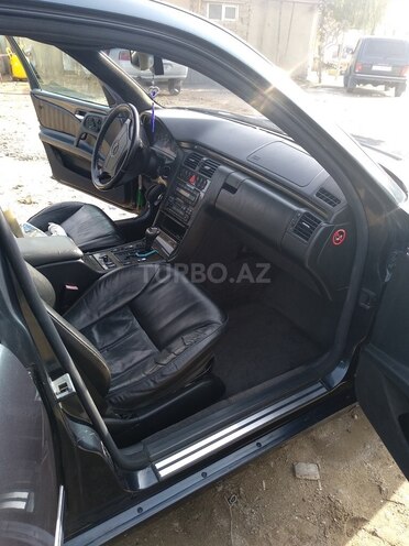 Mercedes E 320 1997, 336,000 km - 0.3 l - Bakı