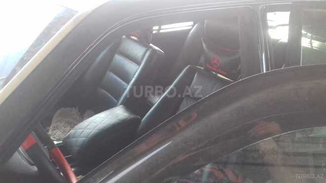 Mercedes 190 1991, 560,500 km - 2.0 l - Salyan