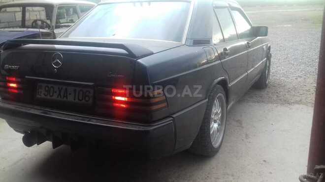 Mercedes 190 1991, 560,500 km - 2.0 l - Salyan