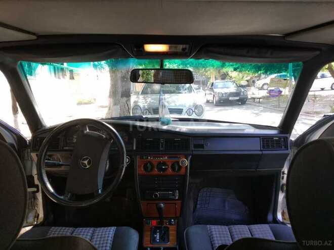 Mercedes E 320 1994, 356,852 km - 3.2 l - Bakı