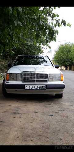 Mercedes E 200 1991, 321,000 km - 2.0 l - Biləsuvar