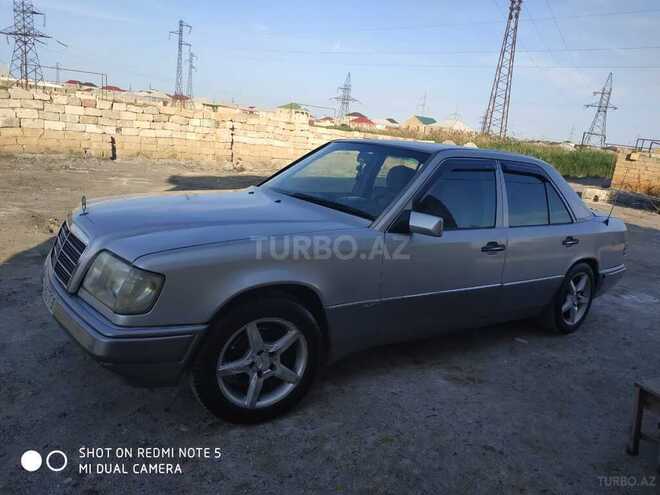 Mercedes E 320 1994, 356,852 km - 3.2 l - Bakı