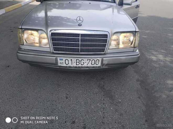 Mercedes E 320 1994, 356,852 km - 3.2 l - Bakı