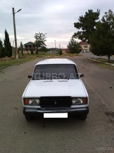 LADA (VAZ) 2104 1993, 174,000 km - 1.5 l - Salyan