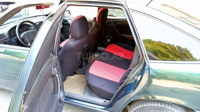 Opel Vectra 1994, 230,000 km - 2.0 л - Bakı