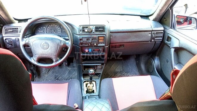 Opel Vectra 1994, 230,000 km - 2.0 л - Bakı