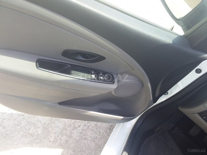 Renault Megane 2011, 176 km - 0.2 л - Bakı