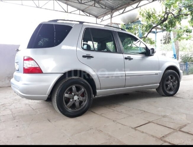 Mercedes ML 270 2003, 30,040 km - 2.7 л - Biləsuvar