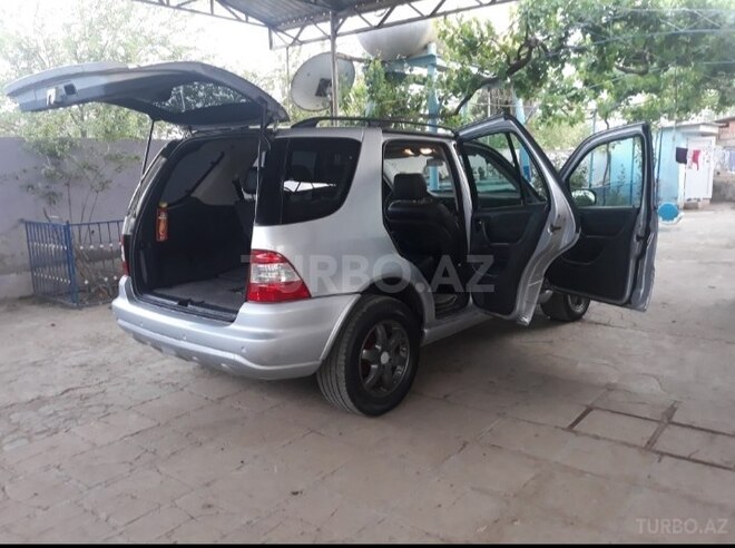 Mercedes ML 270 2003, 30,040 km - 2.7 л - Biləsuvar