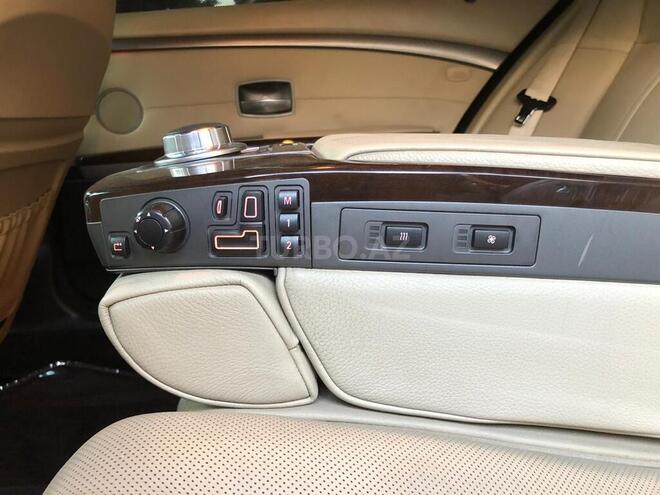 BMW 740 2007, 243,000 km - 4.0 l - Bakı