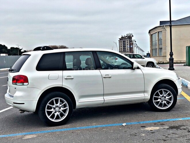 Volkswagen Touareg 2005, 224,000 km - 3.2 л - Bakı