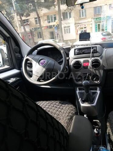 Fiat Doblo 2009, 261,000 km - 1.4 l - Bakı
