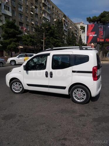 Fiat Doblo 2009, 261,000 km - 1.4 l - Bakı