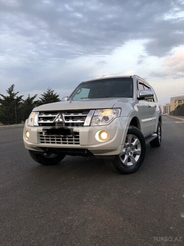 Mitsubishi Pajero 2012, 122,000 km - 3.8 л - Bakı